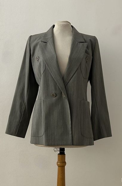 Fashion lot including: 
- Yves SAINT-LAURENT,...