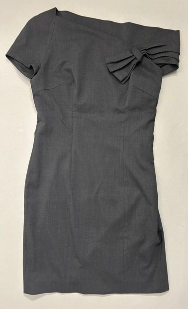 DSQUARED2.
Asymmetrical wool-crepe dress...