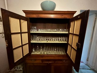 *Lot of furniture including: 
- a straight,...