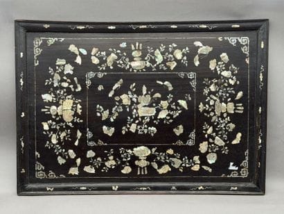 Set of 4 black-lacquered wooden trays with...
