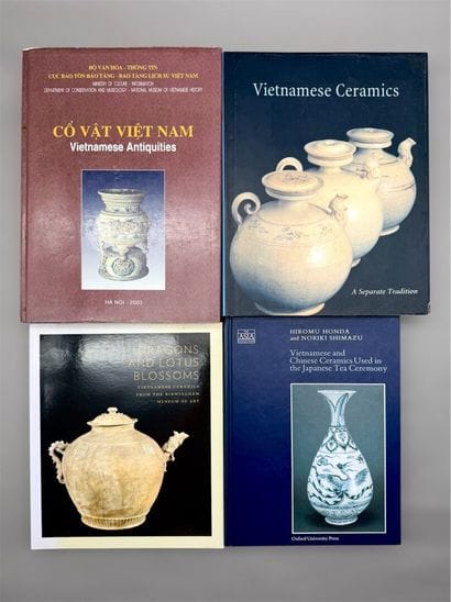 [CERAMIQUES ET ANTIQUITES VIETNAMIENNES]
Réunion...