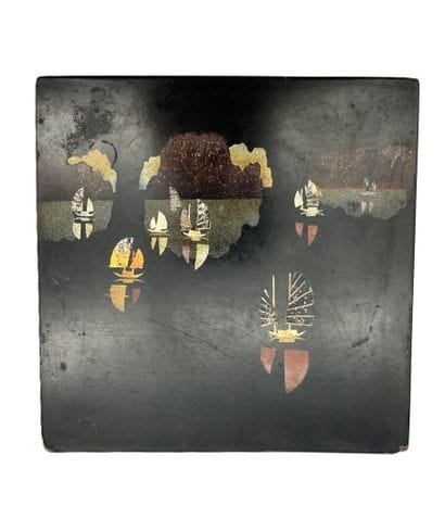 Square lacquered wooden box with polychrome...