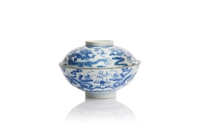 Blue-and-white porcelain lidded bowl, known...