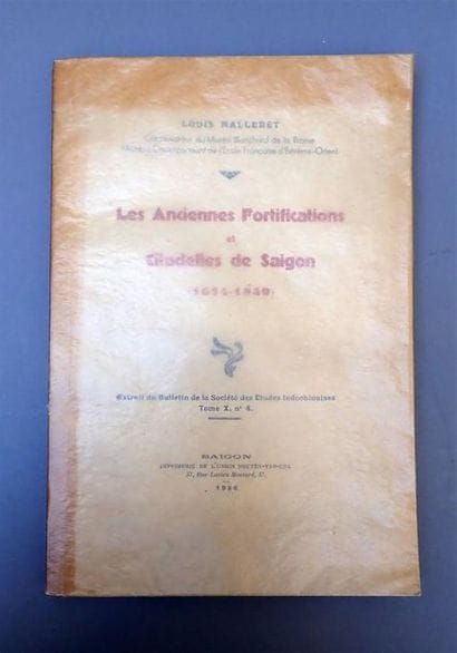 1936. Louis Malleret. Les anciennes fortifications...