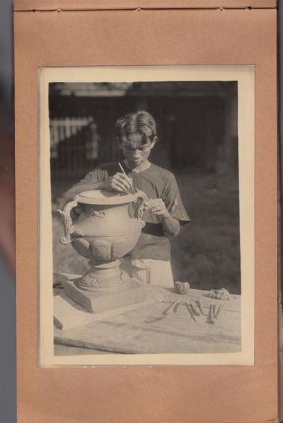1926

HANOI ET LE LAOS 1926

L'album photographique...