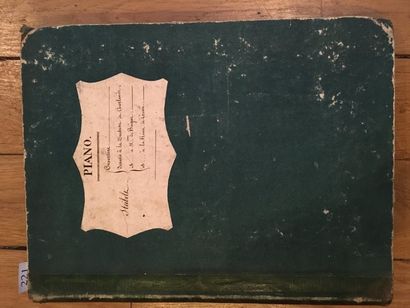 [MUSIQUE]. Un ensemble de 34 volumes in-4°...