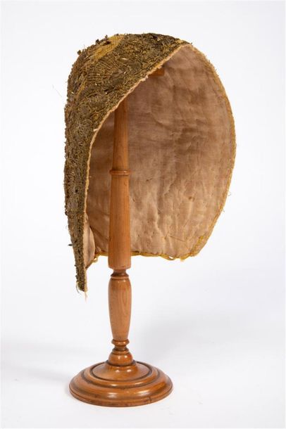 Coiffe brodée, Alsace, fin du XVIIIe siècle
Bonnet...