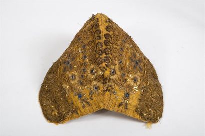 Coiffe brodée, Alsace, fin du XVIIIe siècle
Bonnet...