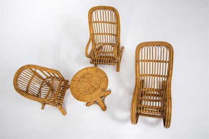Ensemble en rotin comprenant un fauteuil,...