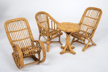 Ensemble en rotin comprenant un fauteuil,...
