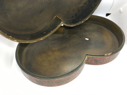 Covered lacquered wooden box
China, 20th...