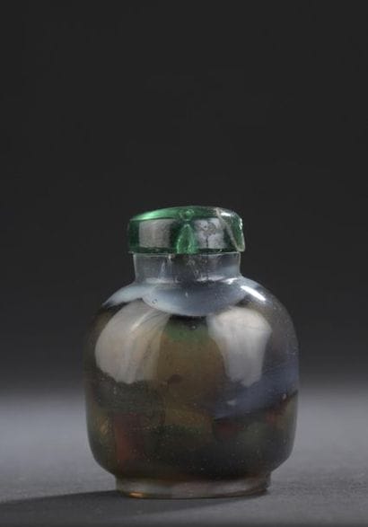 Snuffbox, glass painted inside
China, 20th...