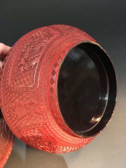 Covered box in red lacquer
China, late eighteenth...