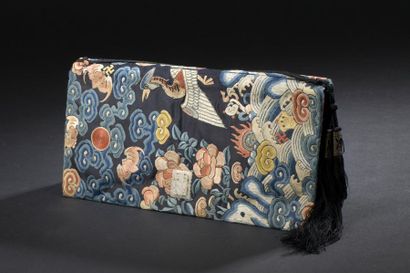 Embroidered silk pouch
China, Guangxu period...