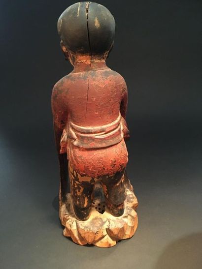 Carved and lacquered wooden hoho statue
China,...