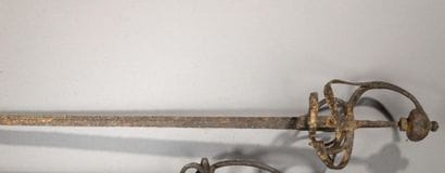 Branch sword, digging sword. Sided pommel....
