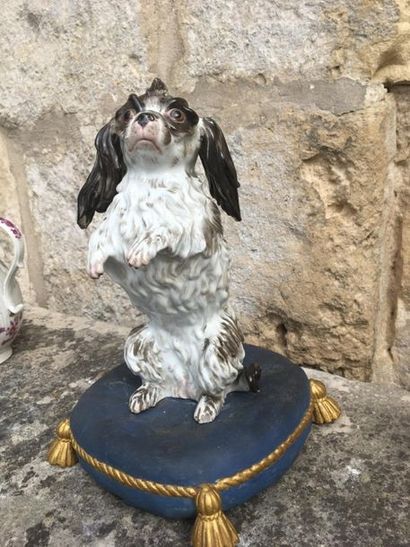 MEISSEN, late 19th century
Porcelain figure...