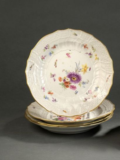 MEISSEN, 19th century 
Suite of fourteen...