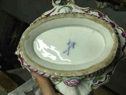 MEISSEN, 18th century, circa 1760
Two oval...