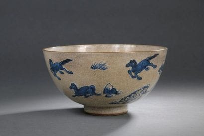 China, 19th century Porcelain
bowl decorated...