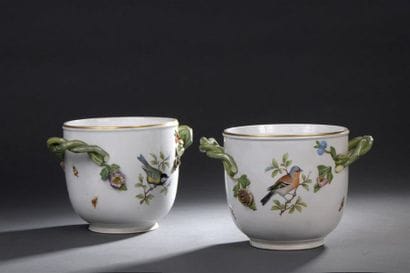 MEISSEN, 19th century
Pair of porcelain bottle...