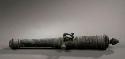 Pair of gun barrels, in bronze, with reinforcing...