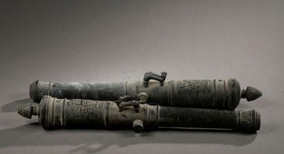 Pair of gun barrels, in bronze, with reinforcing...