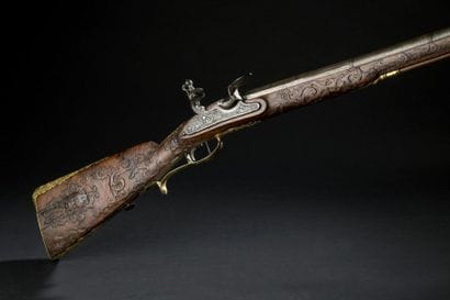 Spanish shotgun, flintlock. Round barrel,...