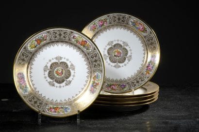 SEVRES, Louis-Philippe period, circa 1845
Set...