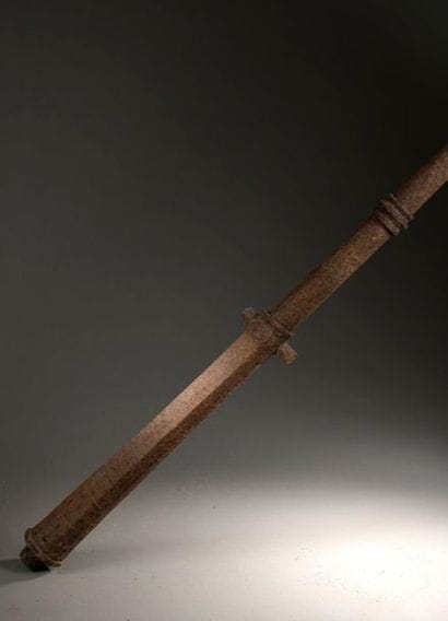 Long barrel with trunnions, of excavation,...