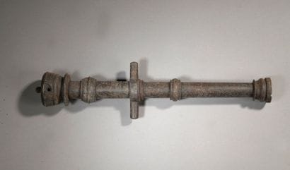 Gun barrel, cast iron, with reinforcing beads,...