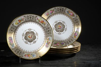 SEVRES, Louis-Philippe period, circa 1845
Set...