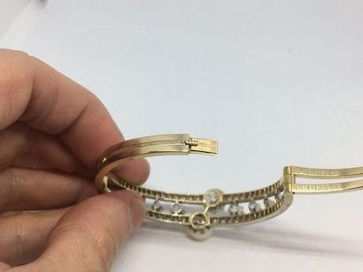 Frédéric BOUCHERON - Opening rigid bracelet...