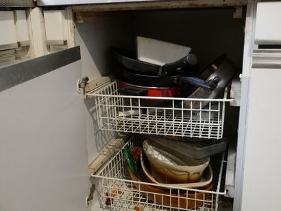 Rez-de-chaussée 

Dans le mobilier de cuisine...