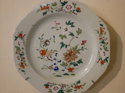 Rez-de-chaussée 

Lot de 12 assiettes en...
