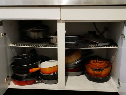 Rez-de-chaussée 

Dans le mobilier de cuisine...