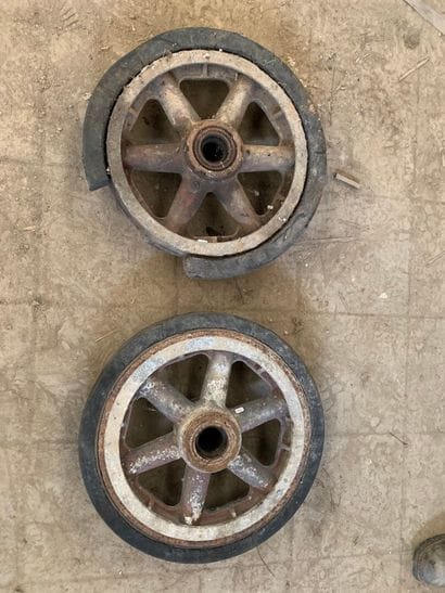 Set of 2 PZ1A rollers.