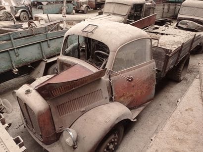 Borgward flatbed truck, model B 3000, 3 tons...