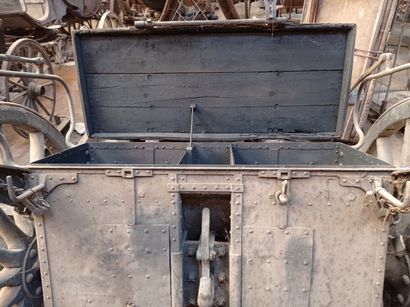 
Artillery box, made of iron and wood. 




152...