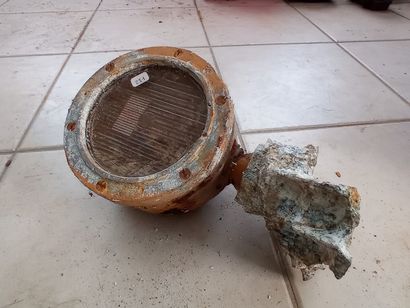 Tank light, with support.