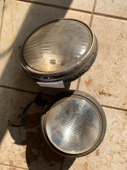 Two headlights with glass. Ø of the glasses:...