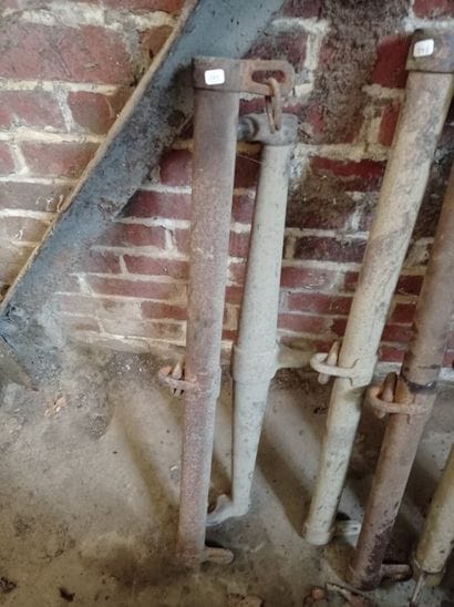 Pair of small drawbars.