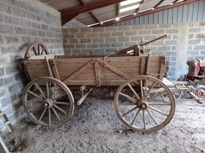 
Chariot hippomobile modèle HF3 ou HF6, à...