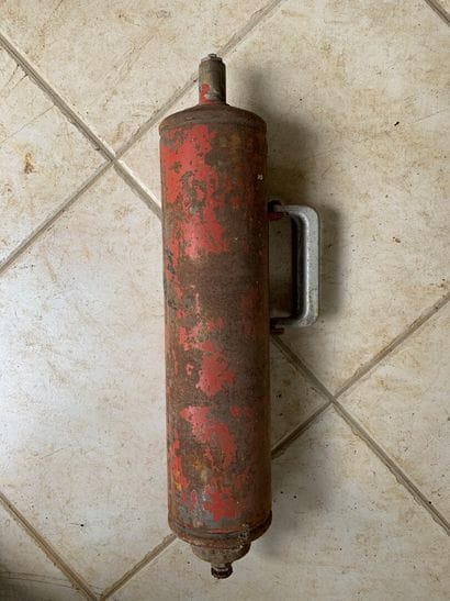 Extincteur de véhicule.