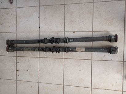 Lot de 2 télémètres. LT : 125 cm
