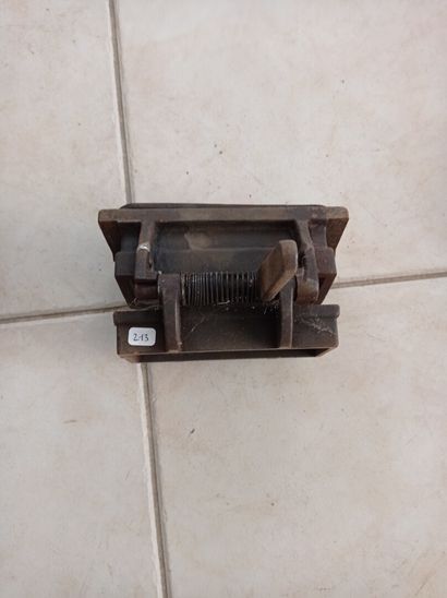 Panther episcope holder.