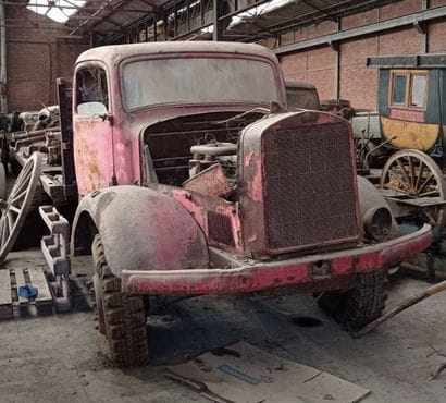 Mercedes flatbed truck, model L 4500 A, 4...