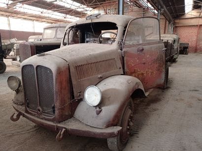 Borgward flatbed truck, model B 3000, 3 tons...