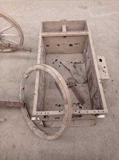 Chariot hippomobile, modèle If 9, à essieu...