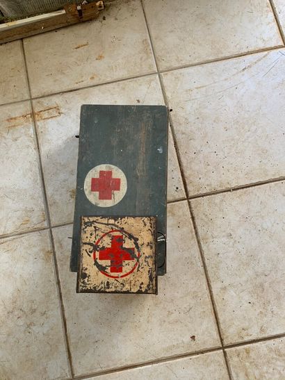 Set of 2 emergency boxes, one of which is...